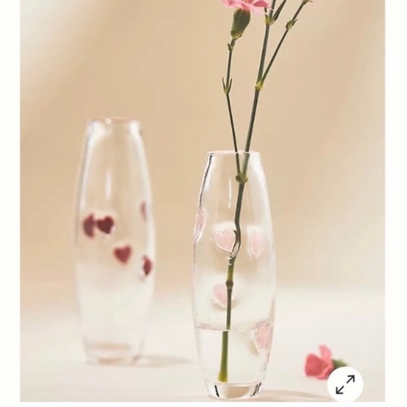 Anthropologie Heart Icon Vase NIB Rare - Picture 6 of 8